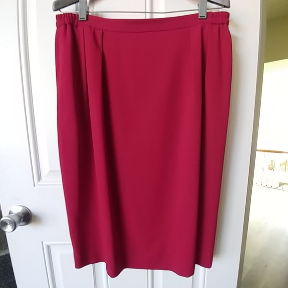 Red Saville Suit 2 piece skirt  single button EUC - Picture 3 of 8